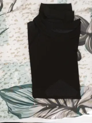 Camiseta térmica negra