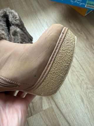 Botines tacón fino Marypaz beige/marrón