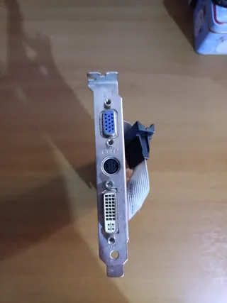 Scheda Video NVIDIA GeForce 7100 GS 128MB DDR2