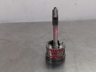 PISTON AUDI A4 BERLINA (8E) BRE