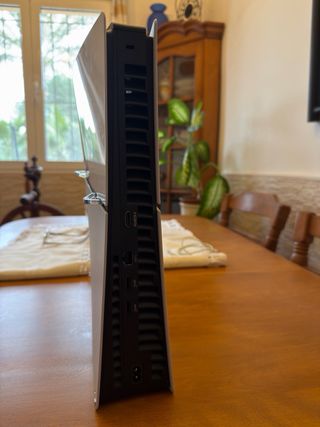 PS5 Slim Digital 1TB + Mando DualSense