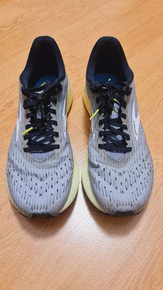 Zapatillas Brooks Hyperion Tempo Grises