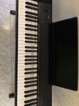 Piano digital Casio (negociable)