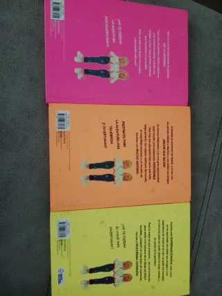 Lote de tres libros de Daniela Divertiguay