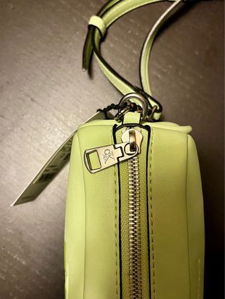 Calvin Klein Borsetta Verde – Ottime Condizioni