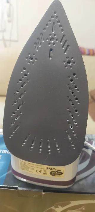 Ferro da stiro a vapore