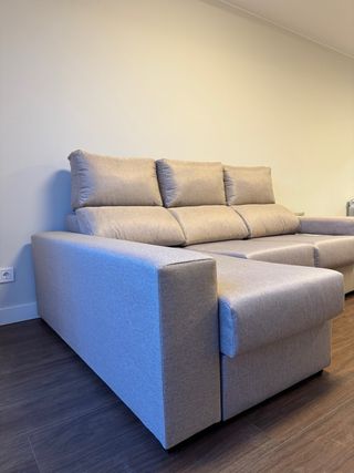 Sofá chaise longue de tela