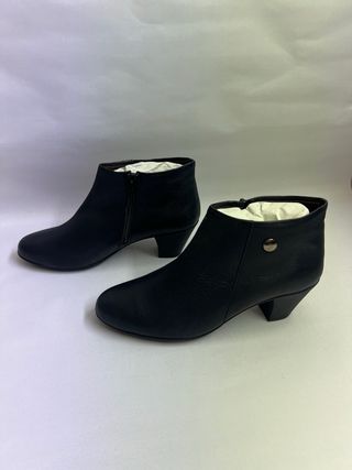 Botines piel talla 40 marca Jam para mujer