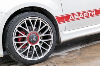 Abarth 500   1.4 16v TJet 595 107kW 145CV E6