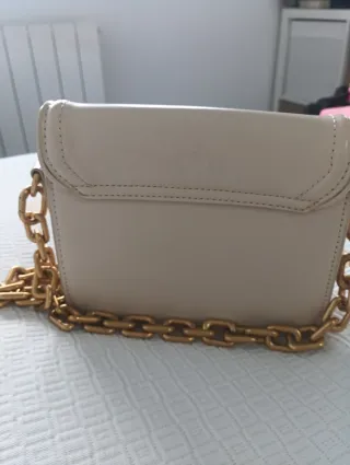 Bolso Zara Beige y Dorado
