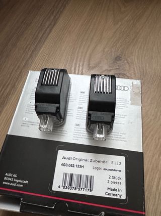 Quattro LED Puerta Audi