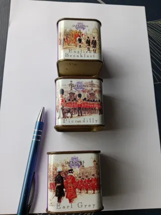 3 CAJAS DE TÉ , HOJALATA