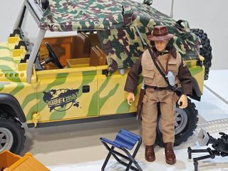 Madelman Jeep Safari con Accesorios