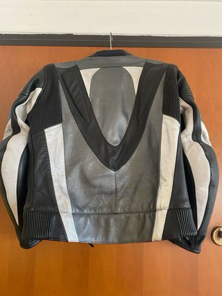 Tuta moto Suomy tg 48 in ottime condizioni