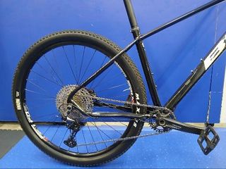 BH Exper 29 talla M 12v