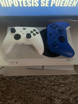 Xbox Series S Blanca y Azul