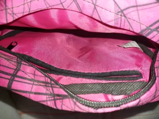 Bolso bandolera Gabol rosa y negro