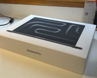 MacBook Pro 16” M4 Pro - Space Gray