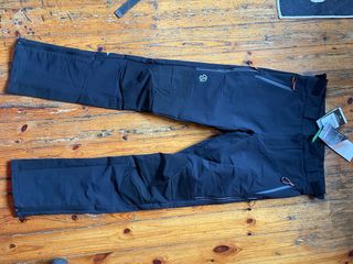 Pantalones Ternua Skimo Negros. Por estrenar.