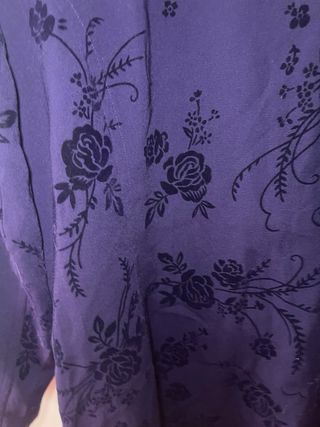 Abrigo vintage terciopelo Together morado.