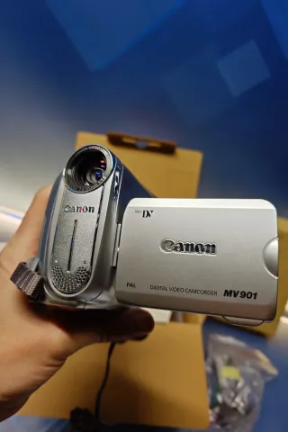 Videocámara Canon MV901 Mini DV Zoom