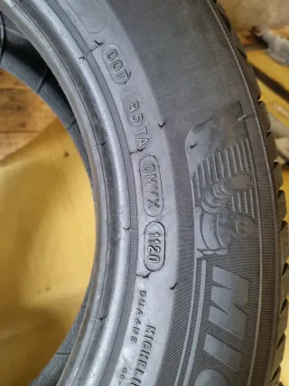 Vendo 1 Neumático en perfecto estado