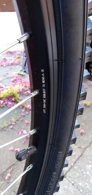 Bicicleta B-Pro rosa sin usar