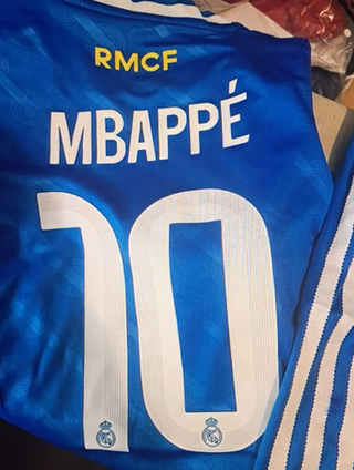 Camiseta RMFC Mbappé 10 Niño Talla M
