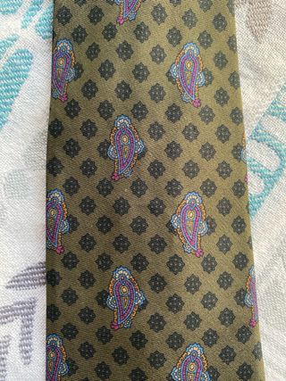 Corbata Q-ELLOS 100% Seda Italiana