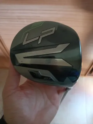 Palo de Golf Wilson Staff Launch 10.5 con funda