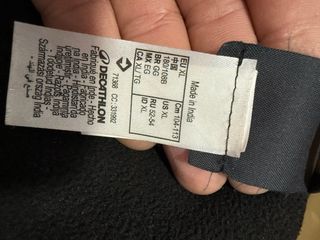 Chaqueta Quechua Marrón y Negra