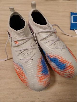 Botas de fútbol FUTURE 8 Match FG/AG Niño Blanco