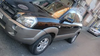 Hyundai Tucson 2007 llamar 699246458