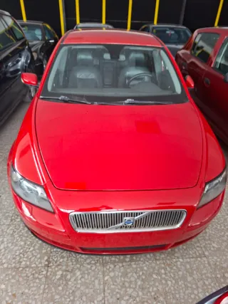 Volvo V40 Rojo