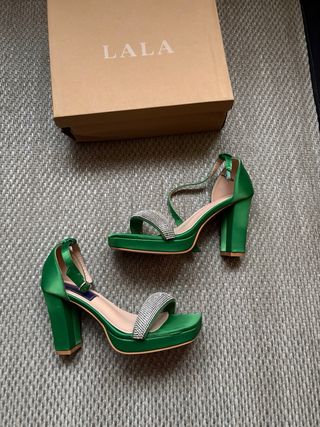 Sandalias LALA verdes talla 36