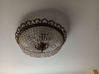 Lámpara de bronce y cristal. 150 euros las dos