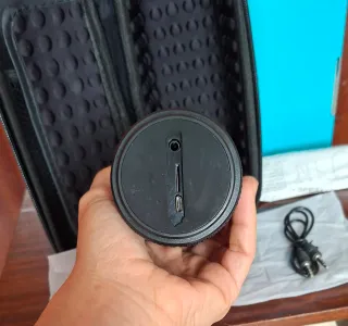 Altavoz radio Bluetooth Soundlogic + Funda Negra