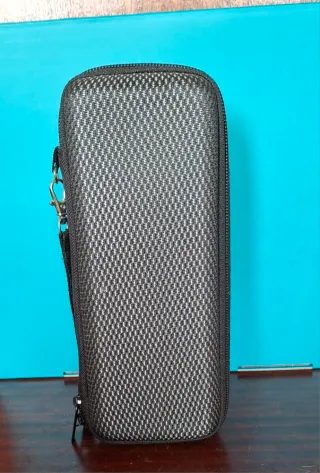 Altavoz radio Bluetooth Soundlogic + Funda Negra