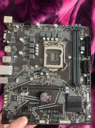 Placa Base Gigabyte H510M H DDR4