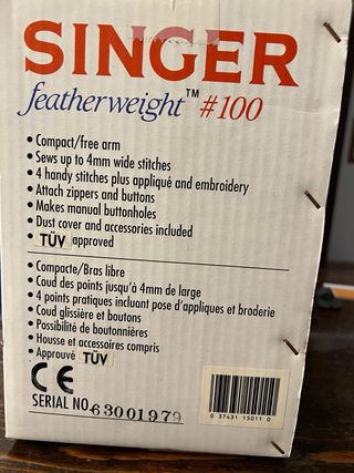 Macchina da cucire Singer Featherweight #100