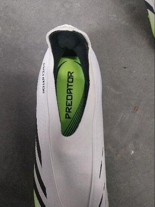 Botas de fútbol Predator League Laceless FG/MG Adulto