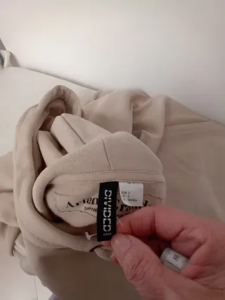 Felpa Ariana Grande Beige