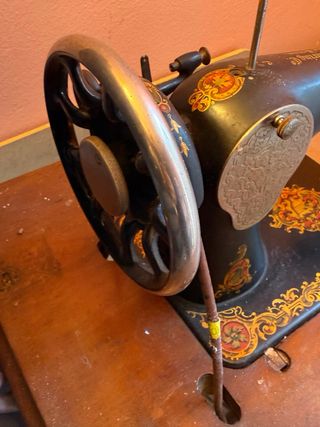 Máquina de coser Singer antigua