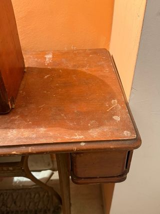 Máquina de coser Singer antigua