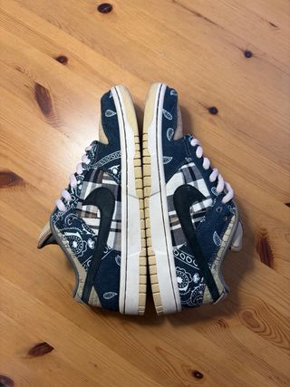 Nike Dunk Slow SB Travis Scott