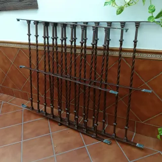 Reja de forja para ventana
