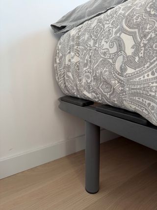 Cama 1.35 (colchón + somier) casi nuevo