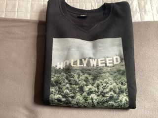 Sudadera Negra sin capucha