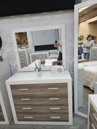 OFERTON DE COMODA APARADOR 4 CAJONES + ESPEJO