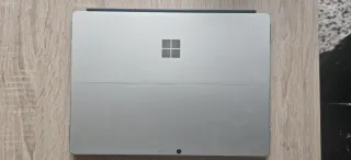 Microsoft Surface Pro 8 + Tastiera + Penna